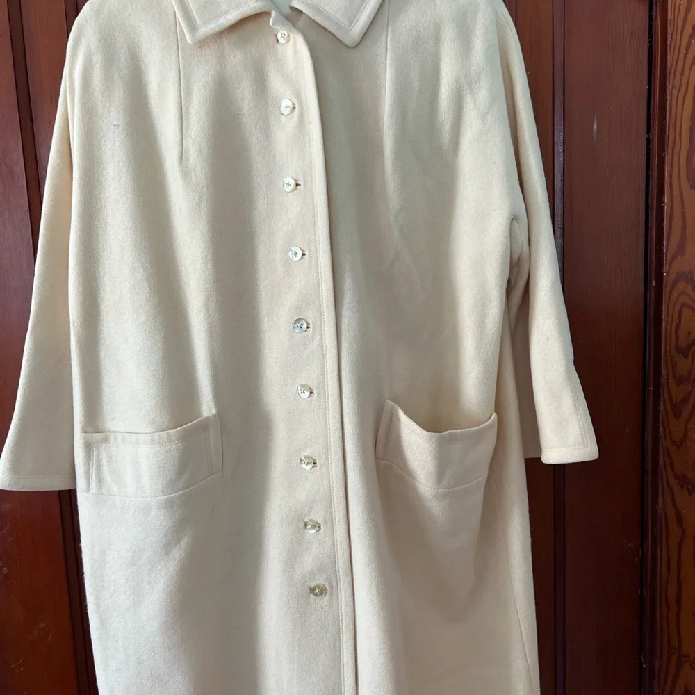 Vintage wool coat - Picture 1 of 13
